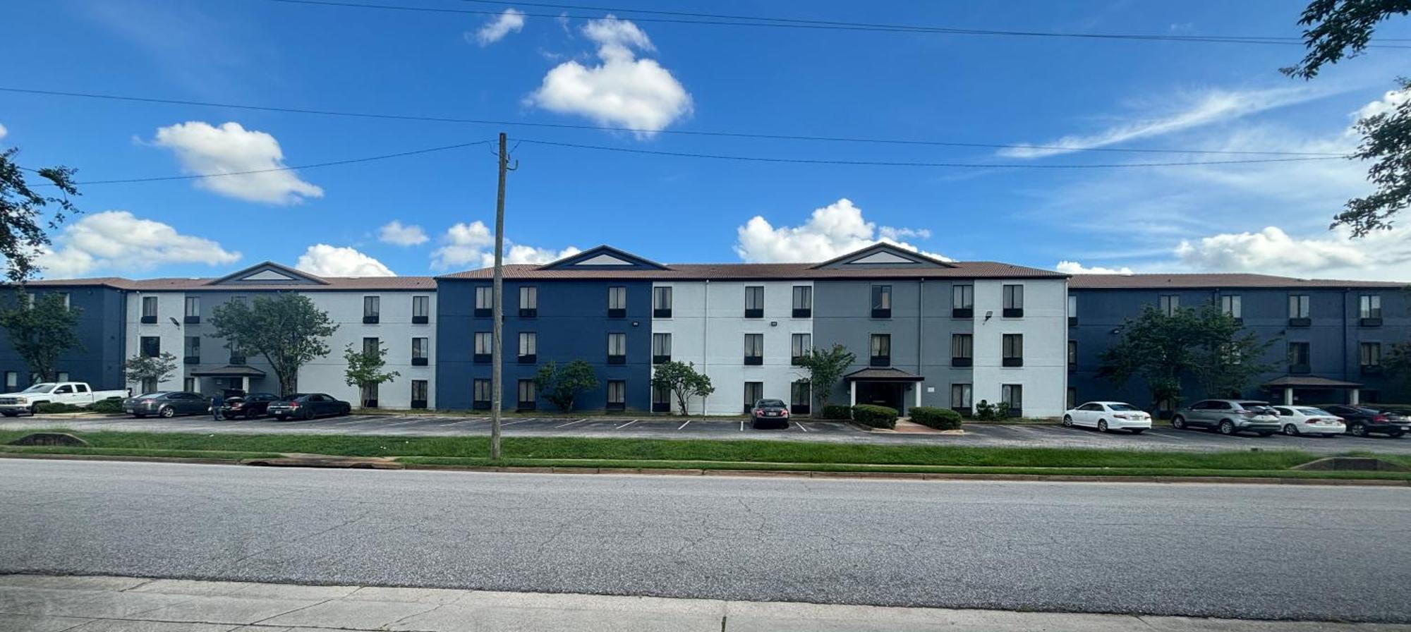 Quality Inn & Suites At Airport Blvd I-65 Mobile Buitenkant foto
