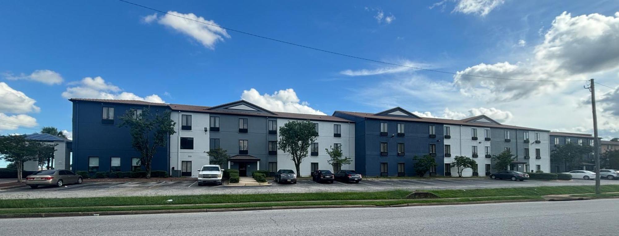 Quality Inn & Suites At Airport Blvd I-65 Mobile Buitenkant foto
