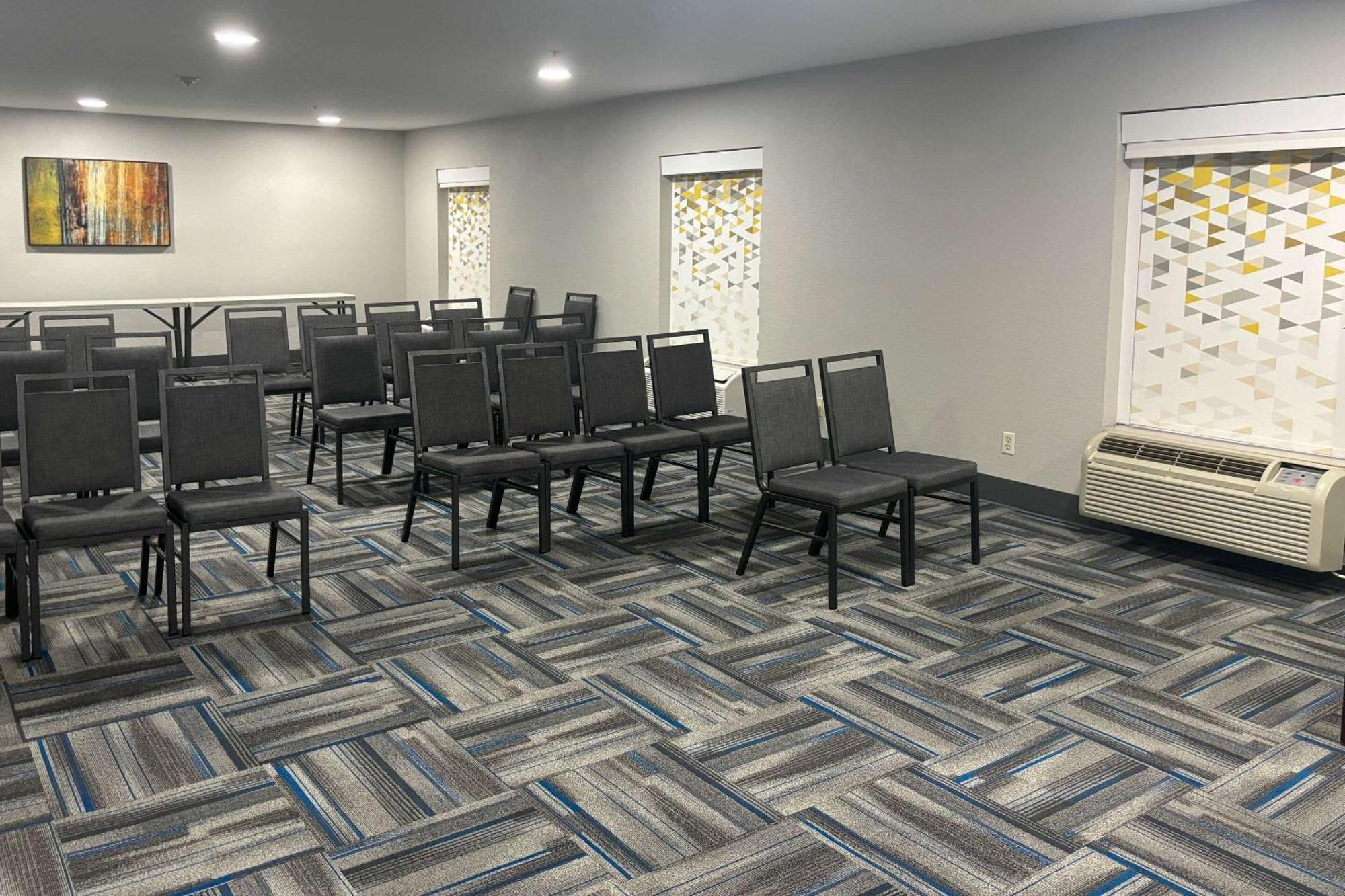 Quality Inn & Suites At Airport Blvd I-65 Mobile Buitenkant foto