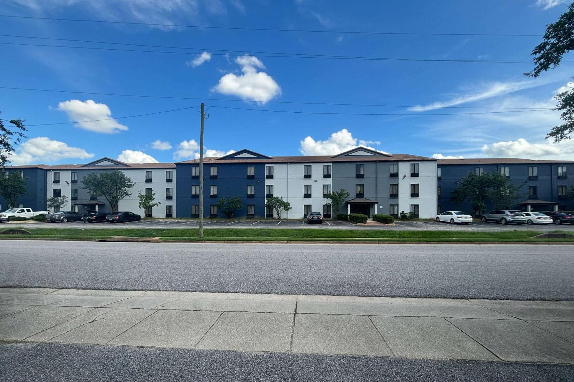 Quality Inn & Suites At Airport Blvd I-65 Mobile Buitenkant foto